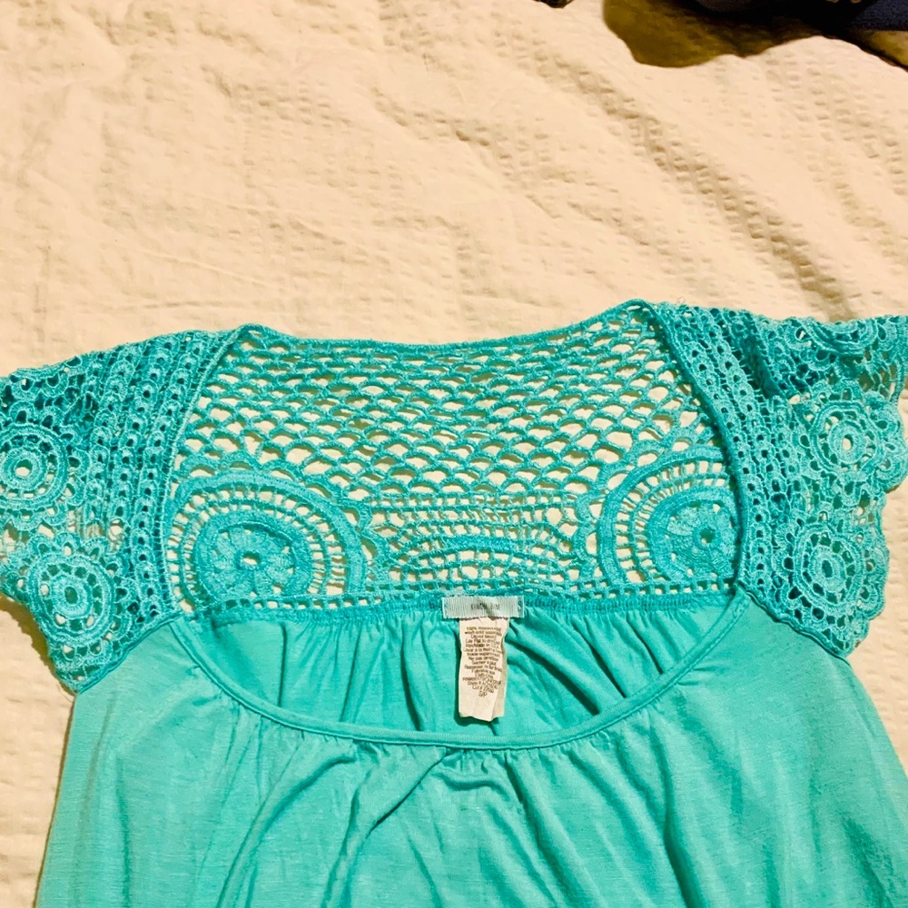 Kimchi Blue blouse with beautiful lace detail